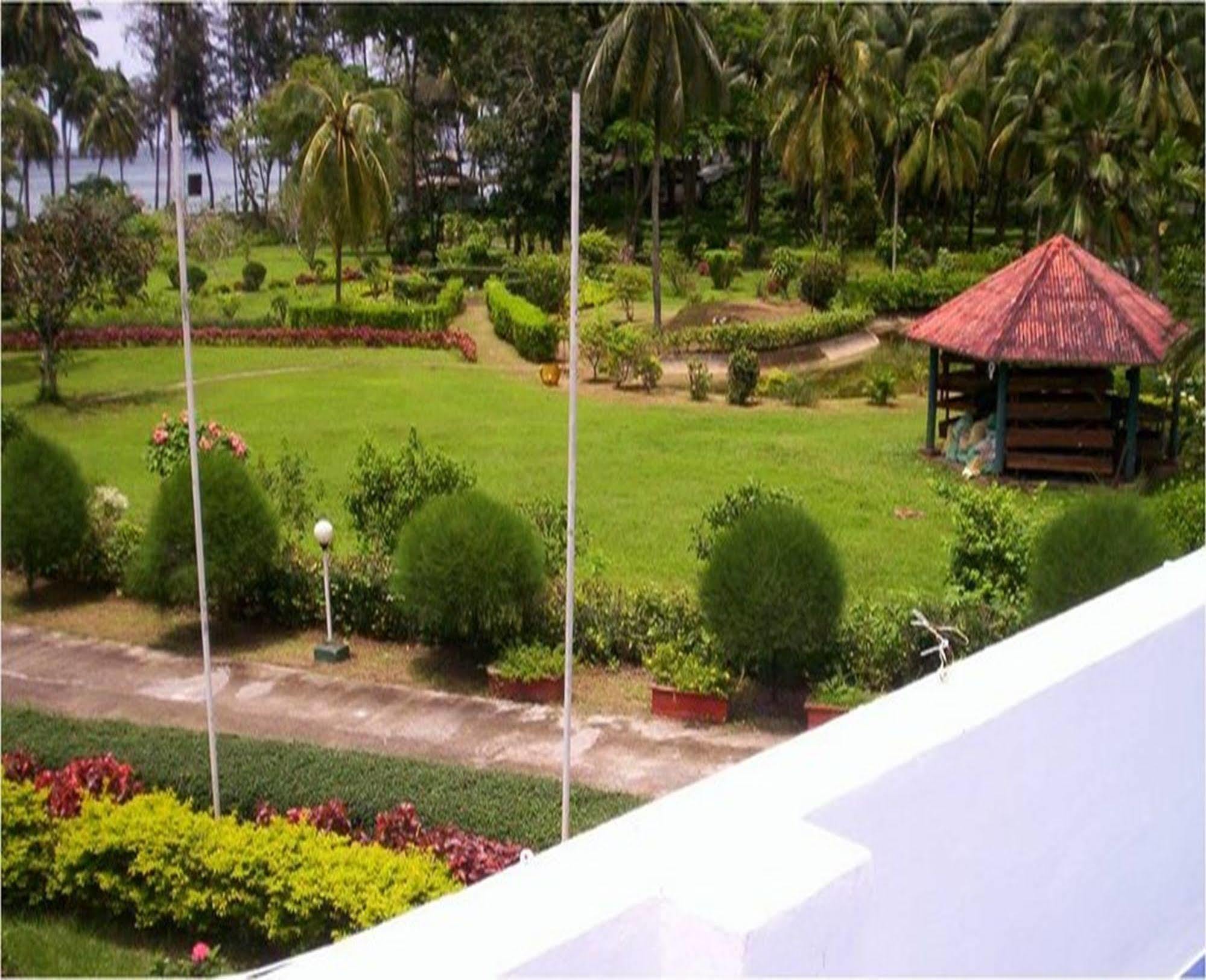 Peerles Sarovar Portico Port Blair Buitenkant foto